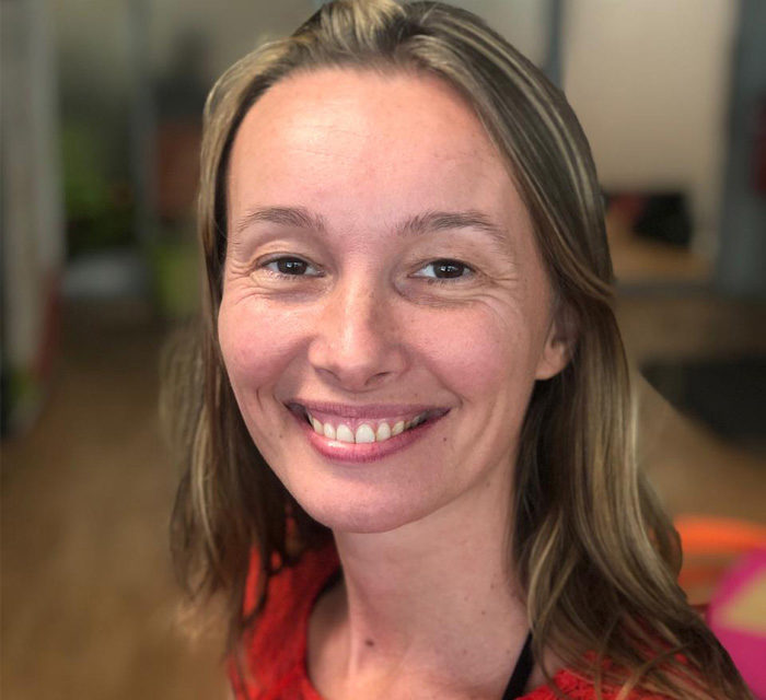 https://www.apiora.pf/wp-content/uploads/2019/08/equipe-aurelie-thorez-700x640.jpg